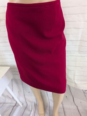 Classic Women's Pencil Skirt
